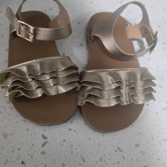 Gold Ruffle Kids Sandals - Picture 2 of 5